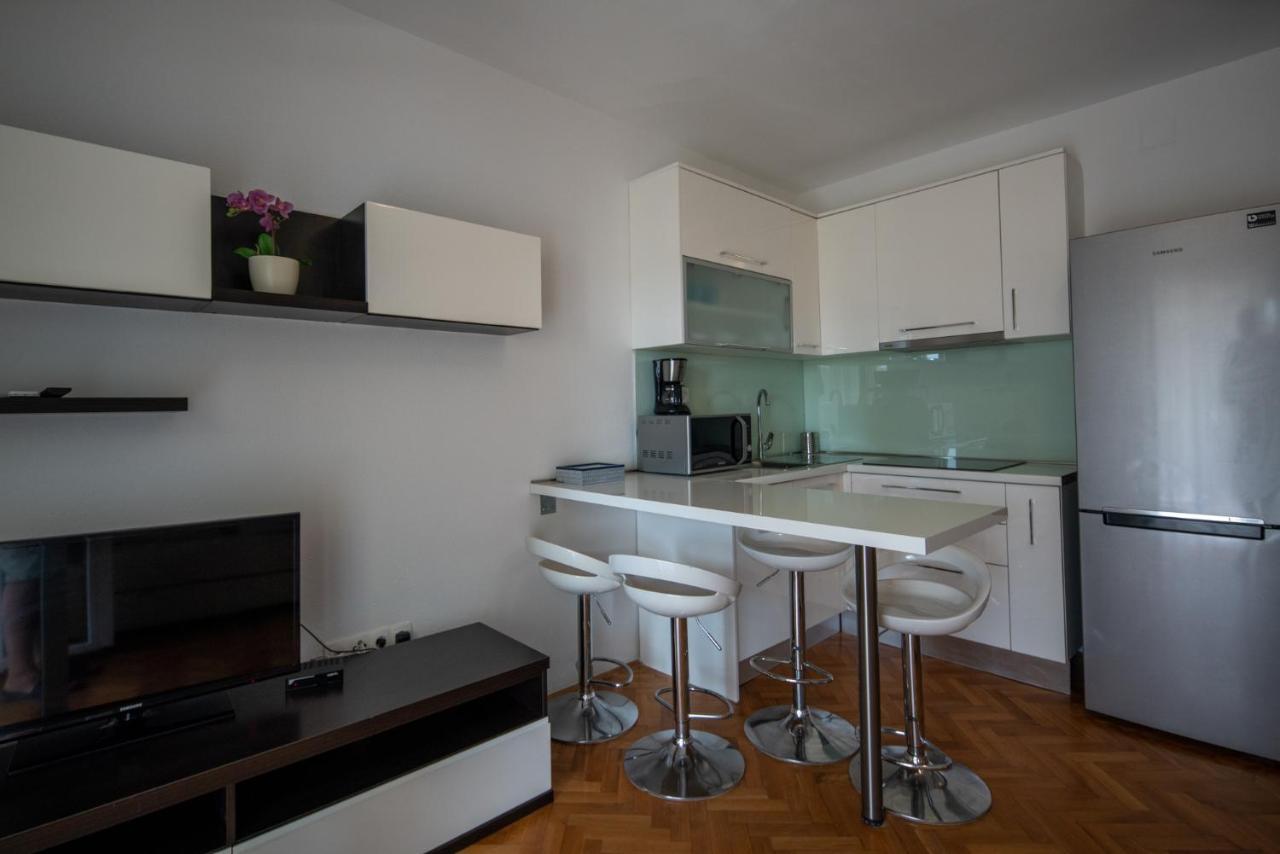 Apartmani Mara Пакоштане Экстерьер фото