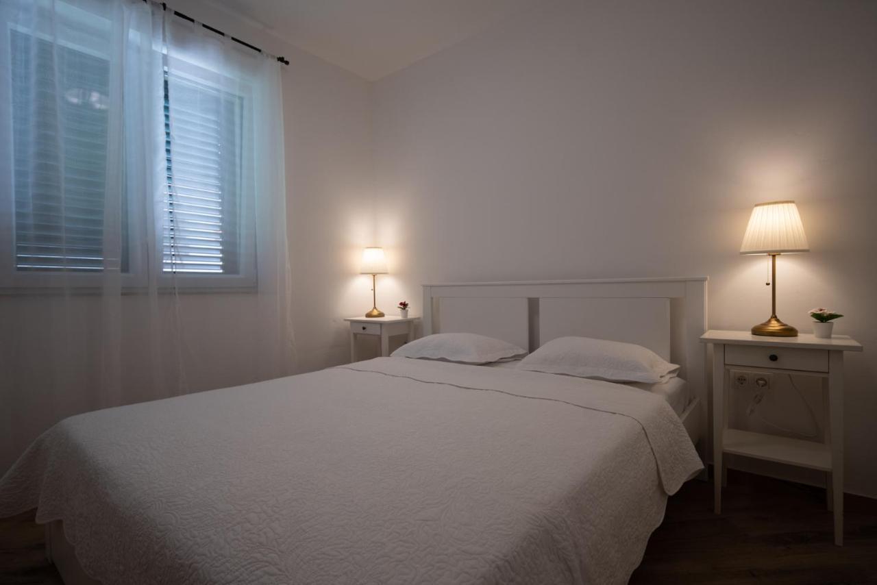 Apartmani Mara Пакоштане Экстерьер фото