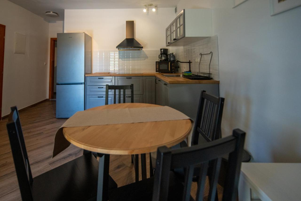Apartmani Mara Пакоштане Экстерьер фото