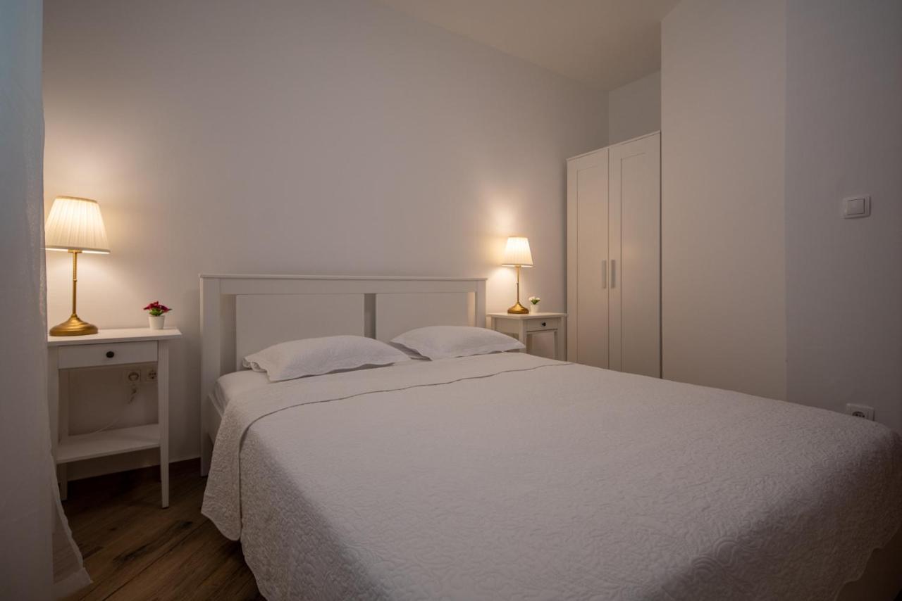 Apartmani Mara Пакоштане Экстерьер фото